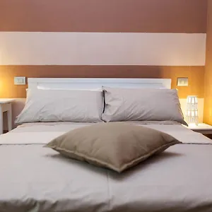  Bed & Breakfast Senzafissadimora